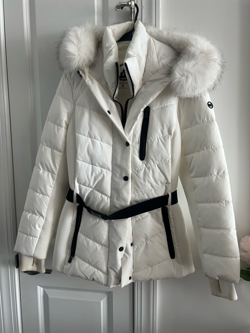 Michael Kors White Quilted Puffer Jacket with Faux Fur Hood
